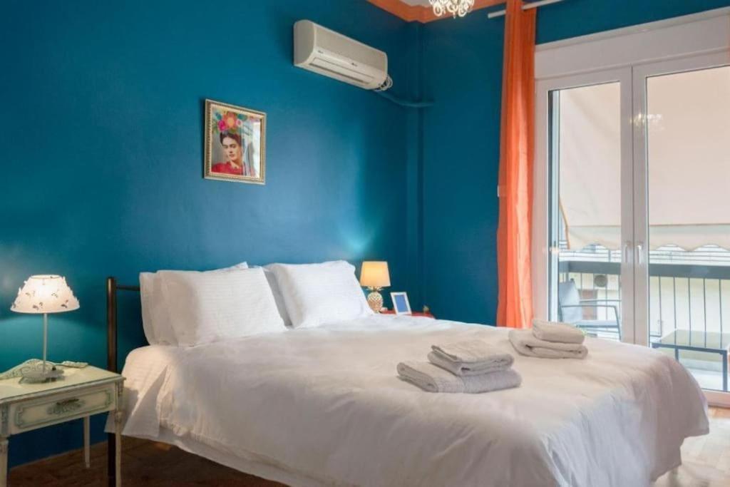 Casa De Colores, Next To The Metro Apartment Athens